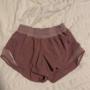 🍋LULULEMON HOTTY HOT SHORT